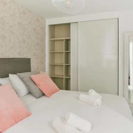 Apartamento Magnificent- 2bd 2bth- Center Málaga