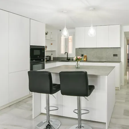 Magnificent- 2bd 2bth- Center Apartamento *